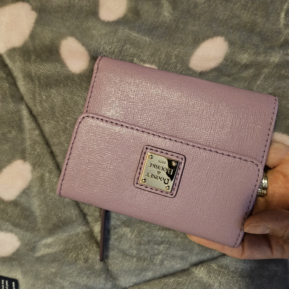 Dooney & Bourke euc